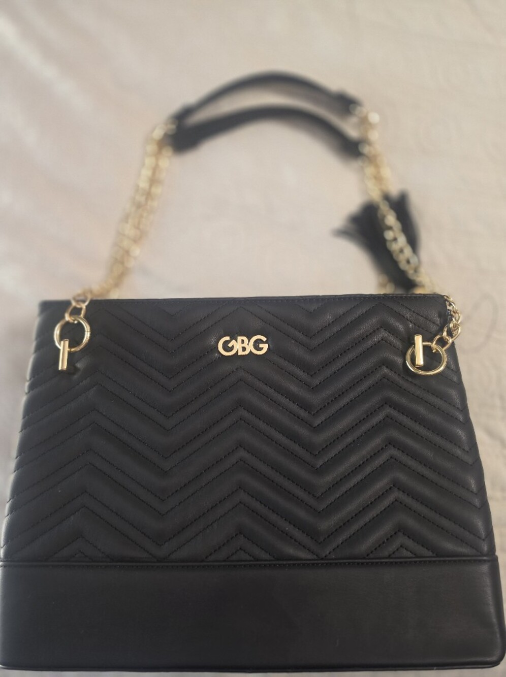 G by Guess Black Quilted Chevron Crossbody with Gold Hardware NWOT